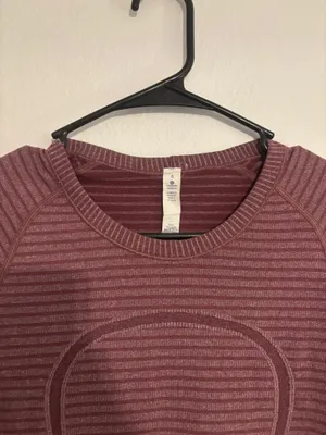Lululemon Long Sleeve Swiftly Tech thumbnail 2