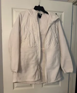 North The Face Jacket Size Medium thumbnail 1
