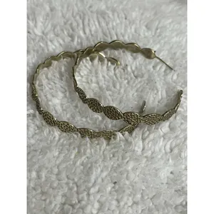 Melinda Maria Sabina Infinity Hammered Hoop Earrings 2” NO BACKS thumbnail 3