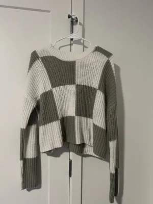 TJ Maxx Sweater thumbnail 2