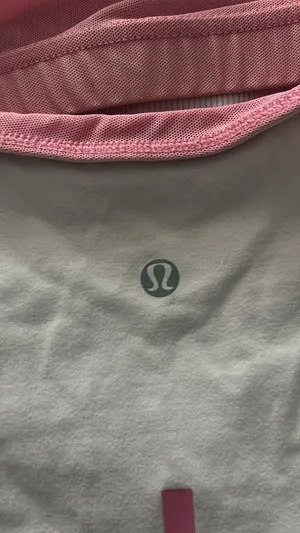 Lululemon tank top thumbnail 2