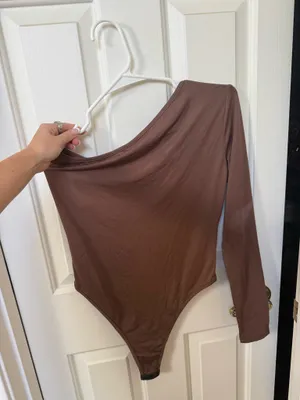 Amazon One-Shoulder Bodysuit thumbnail 3