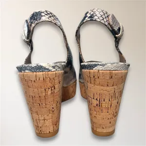 Stuart Weitzman 7.5 Snake Print Embossed Cork‎ Wedge Slingback Peep Toe Sandals thumbnail 10
