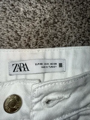 Zara Wide Leg White Jeans with Raw Hem thumbnail 3