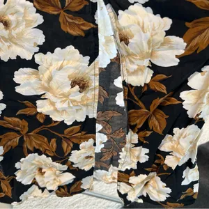 Old Navy Black and White Floral Long Sleeve Dress thumbnail 6