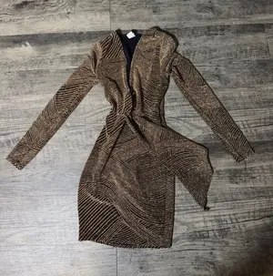 Long Sleeve Black & Gold Twist Front Bodycon Dress thumbnail 1