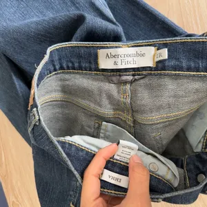 Abercrombie & Fitch 2 Emma Low Rise Bootcut Jeans Dark Wash Y2K 2000s Grunge thumbnail 5