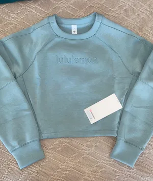 Lululemon Smooth Spacer Crew thumbnail 1