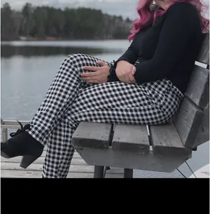 Shein High-Waisted Pants thumbnail 2