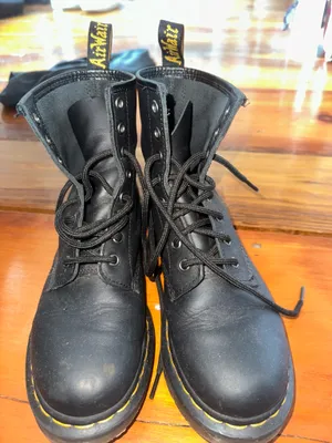 Dr. Martens thumbnail 5