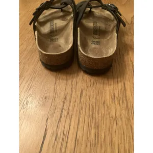 Birkenstock Women’s Black Mayari Strappy Buckle Sandals US 7 EU 38 thumbnail 4