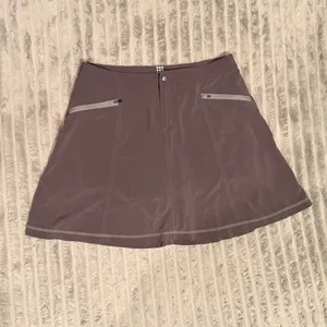 Title Nine Women 8 Athletic Skort Taupe Gray Hiking Golf Tennis Skirt Liner thumbnail 2