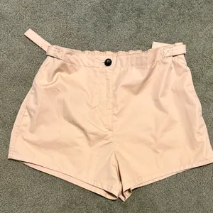 Zara beige hi waist adjustable flat front Shorts thumbnail 2
