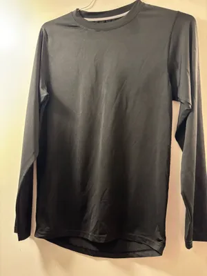 Black long sleeve Size L thumbnail 2