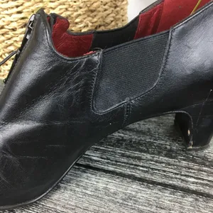 Donald Pliner Black Block Heel Zip Up Ankle Loafer Bootie 7 thumbnail 6