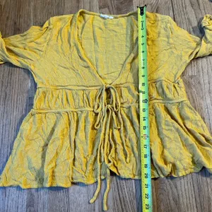 Easel Los Angeles Mustard Yellow Swiss Dot Tie Front Ruffle Peplum Blouse L thumbnail 8