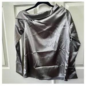 New Revival grey off the shoulder long sleeve blouse thumbnail 4
