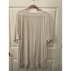 Kyte Living Relaxed Fit Bamboo White Pocket Tee, XL thumbnail 7