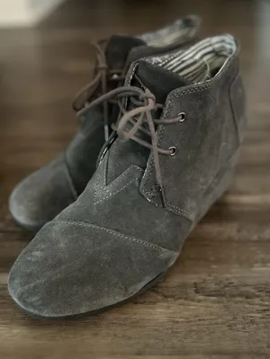 Toms Grey Suede Heeled Boot Wedges for Women, Lace Up, Size 12 thumbnail 2