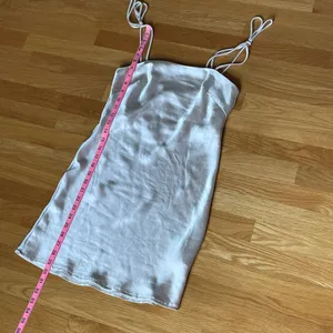 Princess Polly Slip Dress Tie Straps Cream Shampagne US2 thumbnail 5