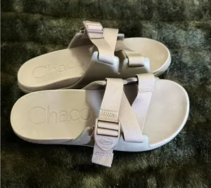 Chacos Chillos Slide Size 9 Strappy Sport Sandals purple shoes thumbnail 1