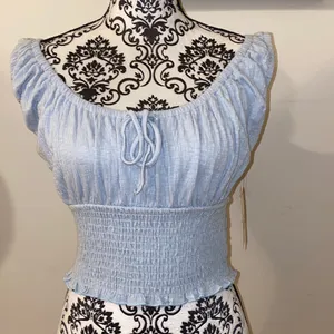 NWT!! Billabong Baby Blue Get Away Crop Top Size Large thumbnail 2