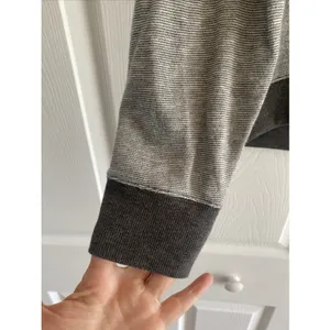 Roots Canada Raglan Micro‎ Stripe Sweatshirt Womens Size S Grey Pullover Cotton thumbnail 4