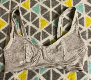 VS bralette thumbnail 1