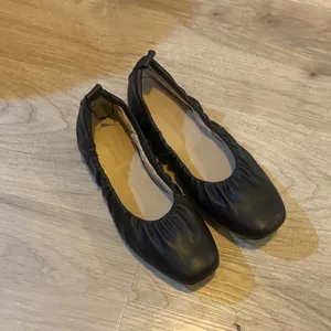 The drop black ruched classic flat ballets new size 8 thumbnail 2