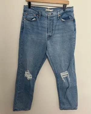 LEVIS- Wedgie Straight Distressed Knee Button Fly Denim Jeans Blue thumbnail 2
