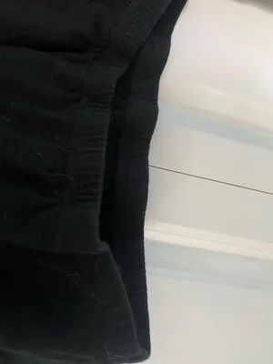 Casual Black V thumbnail 3