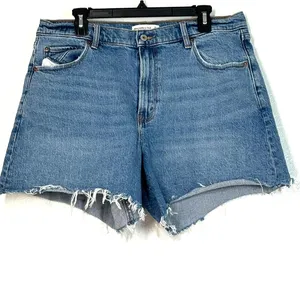 Abercrombie & Fitch 33 /16 Short Jean denim Curve Love Loose Short 5" Inseam thumbnail 2