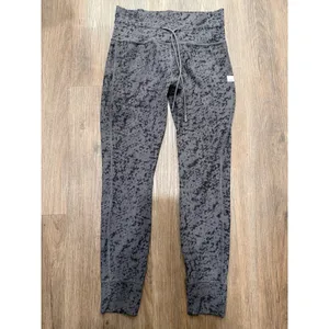 Vuori Womens High Rise Drawstring Performance Leggings Charcoal Splatter Camo‎ thumbnail 2