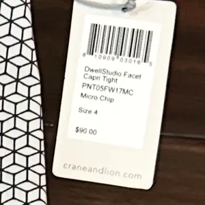 Crane & Lion Dwell Studio Facet Capri Tight 3/4 length Size 4 Leggings $90 thumbnail 6