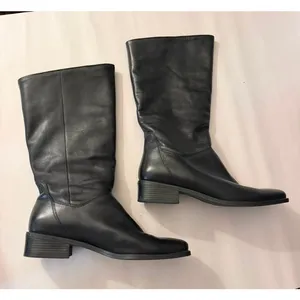 Vintage 1990's Naturalizer Black Leather Pull On Square Toe Boots sz. 8M thumbnail 3