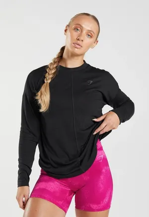 Gymshark Power Long Sleeve T-Shirt in Black thumbnail 1