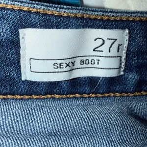 Gap 1969 Sexy Boot Jeans Medium Wash Blue Denim Bootcut Pants Size 27r 4/27 thumbnail 4