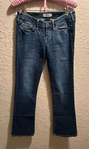Hollister Boot Cut Jeans Waist 27 Length 31 Woman’s thumbnail 1