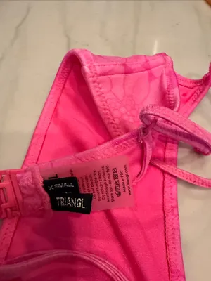 triangl swimwear Girls' Hot Pink Floral Bandeau Bikini Top thumbnail 3
