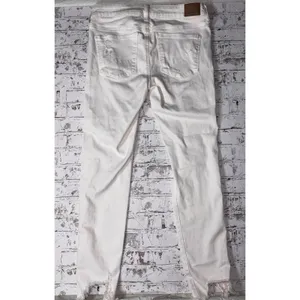 American Eagle Women's Size 10 White‎ Denim Distressed Jeans Next Level Stretch thumbnail 2