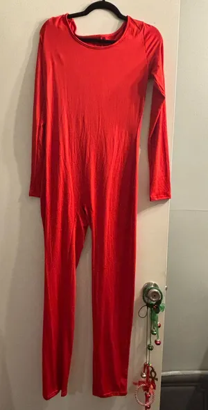 One piece red suit thumbnail 1