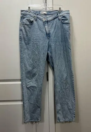 Abercrombie & Fitch Light Blue The 90s Straight Ultra High Rise Jeans Size 33/16 thumbnail 1
