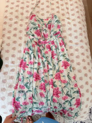 Hello Molly FEEL THE TUNE MAXI DRESS BEIGE #Wedding guest dress #Formal dress #Prom dress #Wedding #floraldress Great condition super flattering thumbnail 5