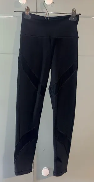 Aerie Chill Play Move TP Court XS Short Black Leggings thumbnail 1