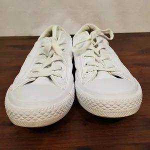Converse‎ Womens Shoes Size 6 White Leather Chuck Taylors Lace-Up Low Top thumbnail 7