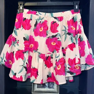 TCEC Tiered Skirt Size Medium thumbnail 1