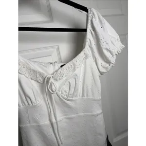 Lulus Eyelet Lace Mini Dress Size S White Puff Sleeve Romantic NEW Rush Sorority thumbnail 3