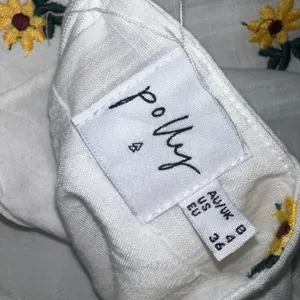 Princess Polly Chamberlain Sunflower Dress Size 4 thumbnail 11