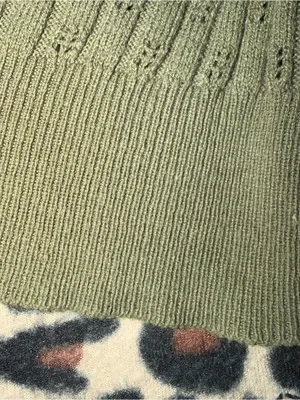 2000s vintage style dark forest green diamond like pattern long sleeve henley thumbnail 8