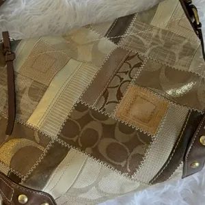 Y2K Coach 12523 Carly Signature Patchwork Hobo Bag Shoulder Bag thumbnail 3